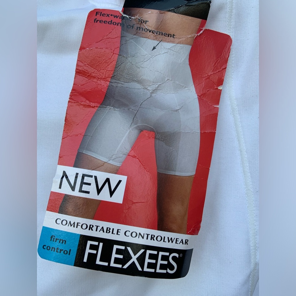 NWT Flexees White Firm Control Shaper Shorts